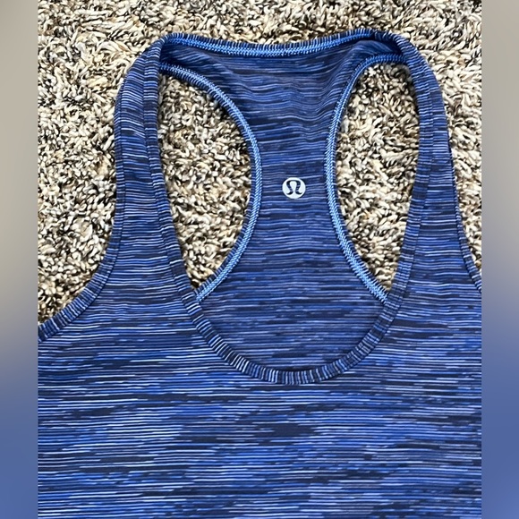 Lululemon Cool Racerback Tank Top Shirt Cadet Blue black gray Stripes, size 4 - Picture 3 of 9